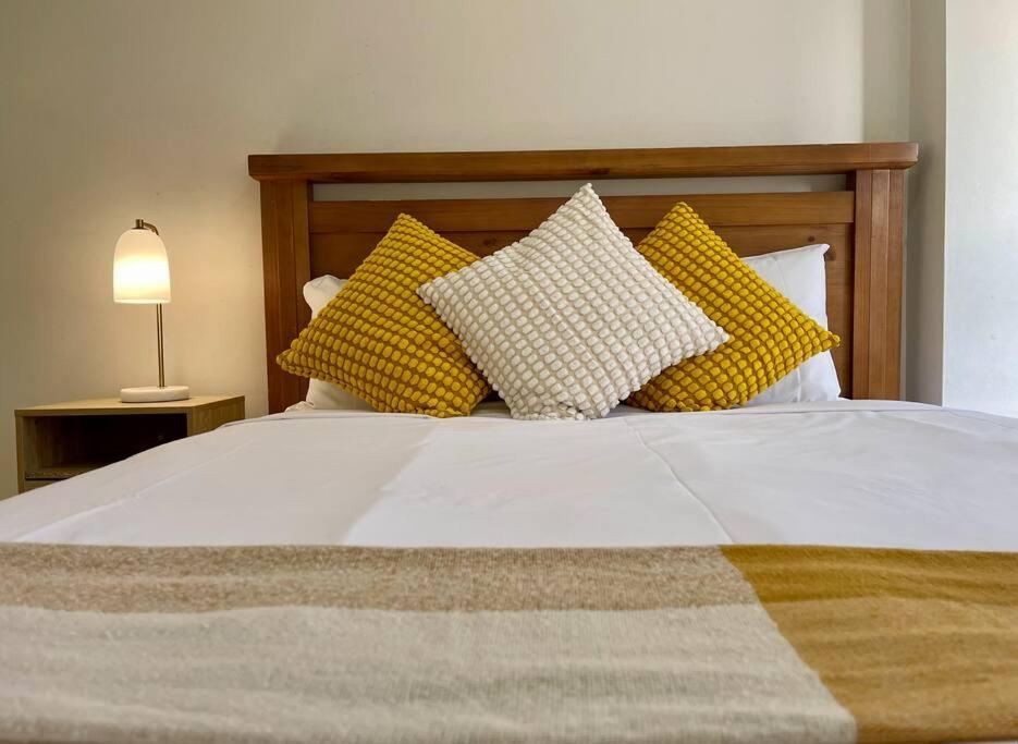 Cozy 2b2b Apt At Hurstville Apartment