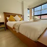 Cozy 2B2B Apt At Hurstville